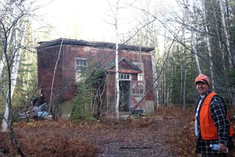 Sault Man Makes 'ghost Town' His Kingdom (27 Photos) - Sault Ste. Marie ...